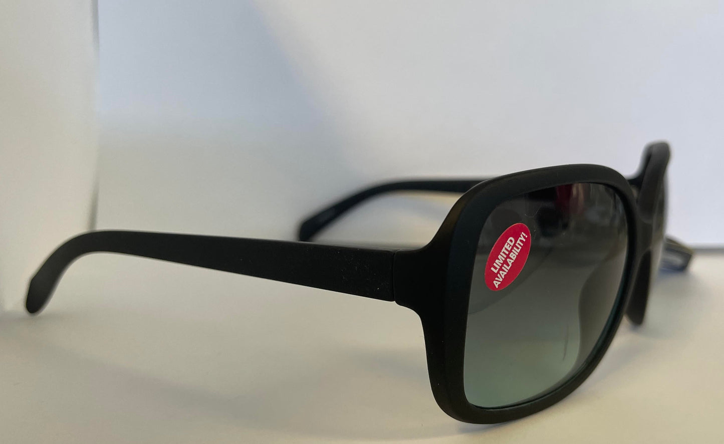 Foster Grant Shape 1903 Sunglasses - Side view