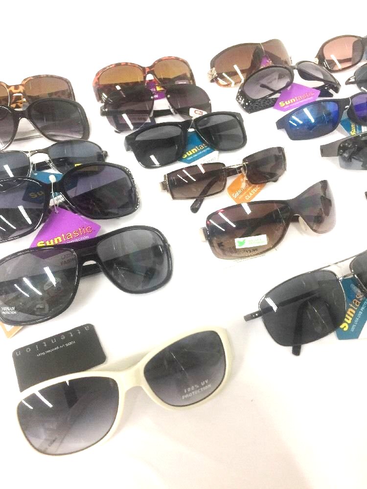 Wholesale Lot of Name Brand Sunglasses (Assorted)